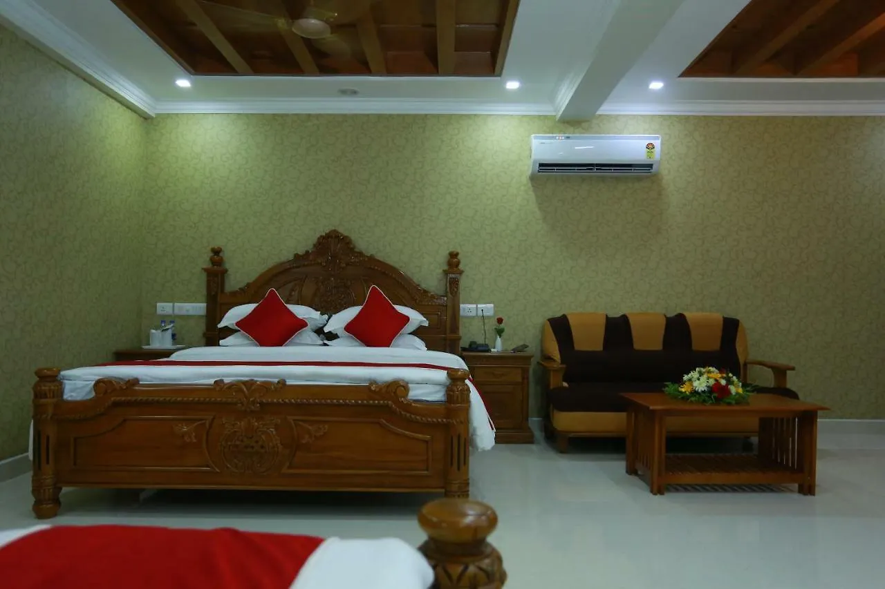 Rb Palace Hotel Neyyattinkara 4*,